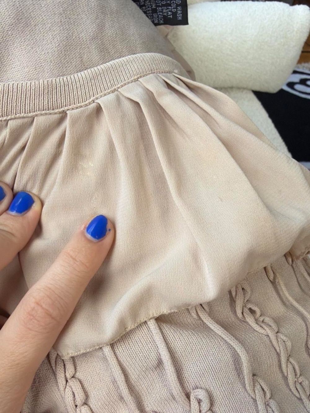 Off Shoulder Ruffle Top Small Tan - Picture 4 of 5